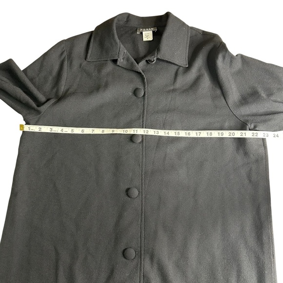 Eileen Fisher Women’s Lightweight Black Wool Coat Jacket. Size Medium - Picture 4 of 6